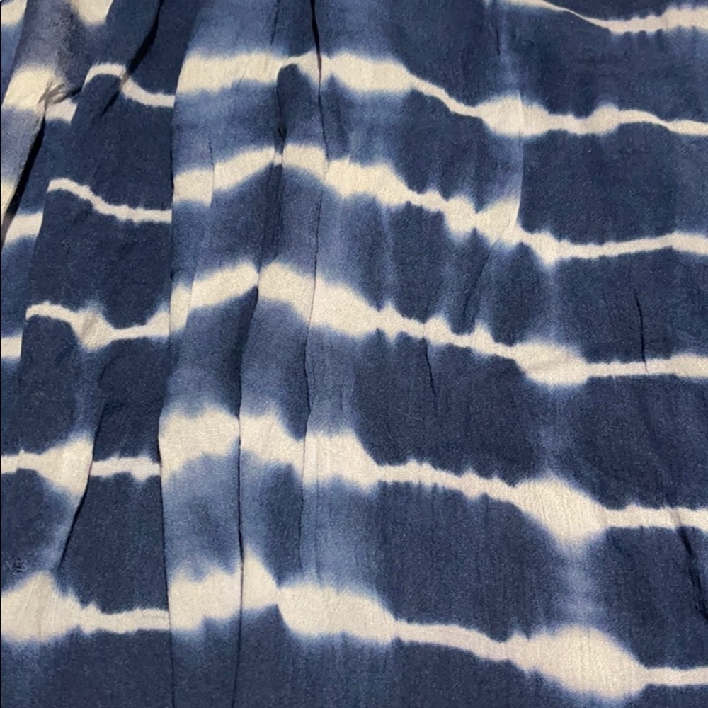 Dress - Picture 4 of 5